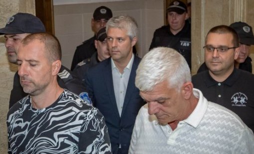 Коцев и двамата съветници от Варна остават в ареста