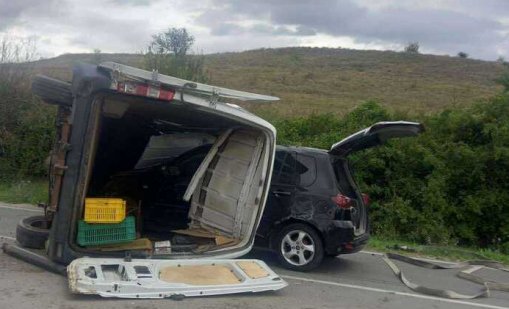 Две жени са откарани в болница след катастрофа край Нови пазар