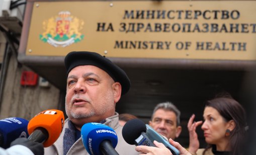 Общественият съвет за Национална детска болница подава оставка