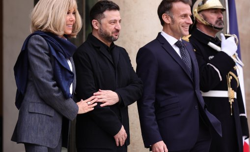 Зеленски след срещата с Макрон: Украйна се нуждае от устойчив мир