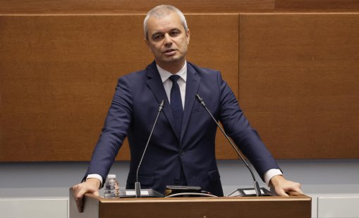 "Възраждане" ще настояват влизането ни в Еврозоната да се отложи с година