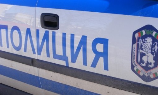 Мъж без книжка, опита да избяга от полицаи във Варненско