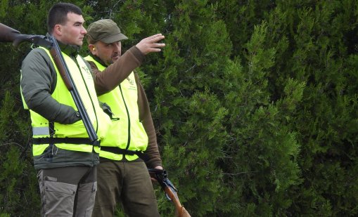 208 са новите ловци на територията на СИДП за година