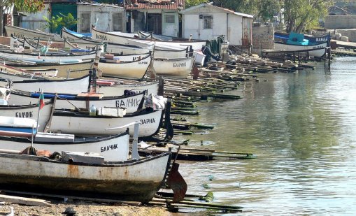 Възможно ли е: Предлагат летния турустически сезон по Черноморието да започва от април