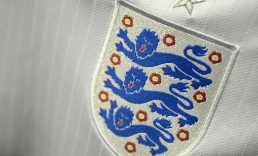 Задържаха бивш английски национал по футбол за опит за изнасилване