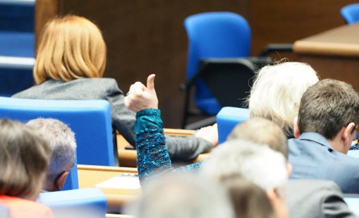  Бюджет 2026 продължава да всява напрежение в НС