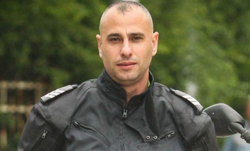 Полицай ескортира родилка от Добрич до болницата във Варна