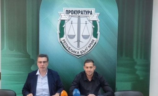 Разкриха подробности за убийството в Приморско: Чехите се напили и мъжът удушил приятелката си