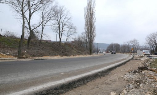 Защо е в застой ремонта на пътя "Аспарухово – Галата"? 