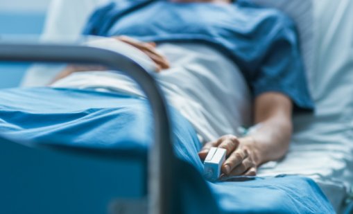 Деца от спортен лагер във Варна са в болница със стомашно неразположение