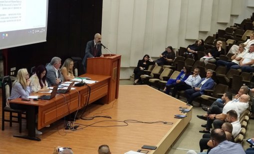 Община Варна иска становище от МФ за помощта към Спартак