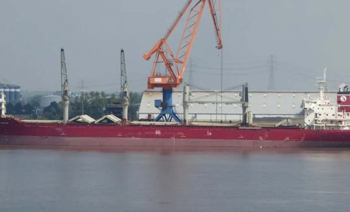 Единият от двамата починали на кораба в Бургас е варненец