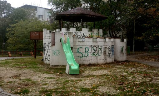 Отива си символа на еврокарето във Варна - детският замък 