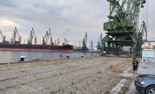 Дават пристанище "Варна" на концесия