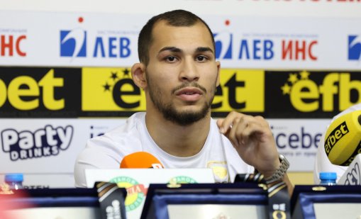 Боксьорът Радослав Росенов с рекордна четвърта титла