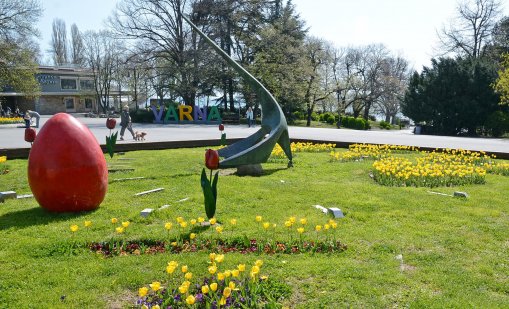 Търсят виртуални съкровища в Морската градина на Варна