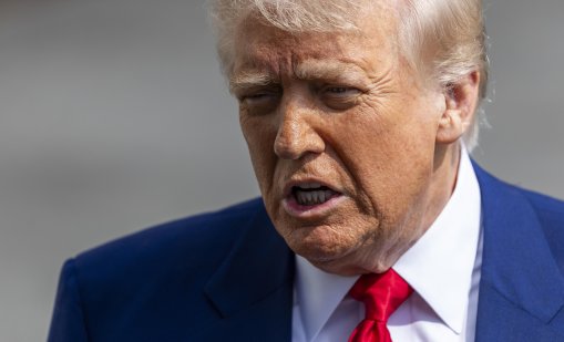 Тръмп затвори въздушното пространство над Венецуела