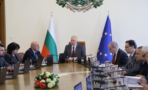 МС одобри парите за коледната добавка на пенсионерите и за компенсация на децата извън градините