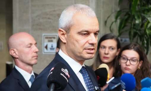 Костадин Костадинов във Варна: Протестите срещу бюджета трябва да продължат