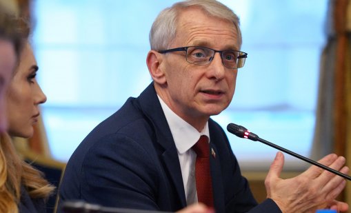 Николай Денков: Не можете да направите българския народ на луд