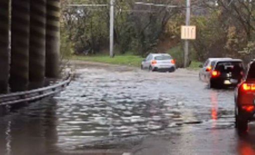 Дъждовната канализация на 10-15 места във Варна трябва да се коригира спешно