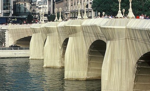 40 години по-късно: Пак ще опаковат Пон Ньоф в памет на Кристо