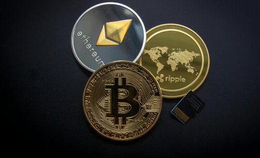 Цената на биткойна с нов исторически рекорд