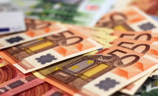 44% от брутната ни заплата през 2026 г. ще отиват за данъци