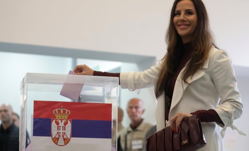 Сърбия отчете рекордна избирателна активност