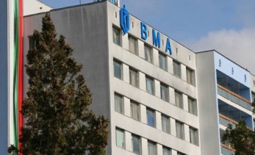 Двама са пострадали след пожар в Дом за възрастни хора край Варна