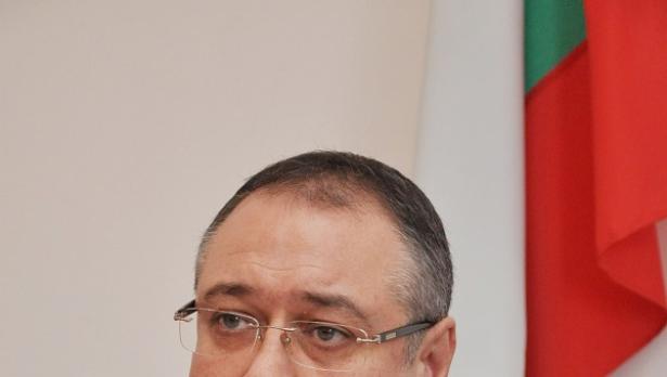 Областният: Ще връщам всички решения, ако нямат гражданственост