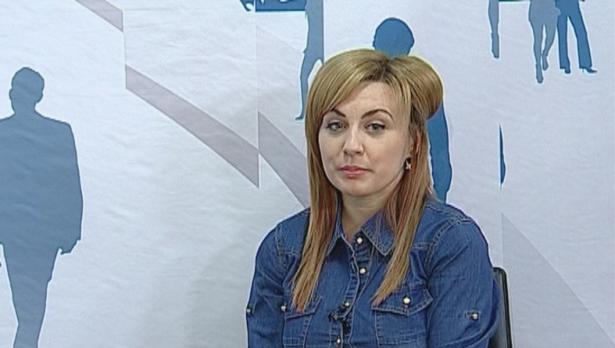 "Щрихи от утрото" (20.01.2016)-Какво мотивира един млад учител да остане в България и да работи с деца?