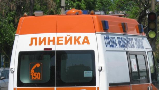 Жена полетя от орех и се потроши