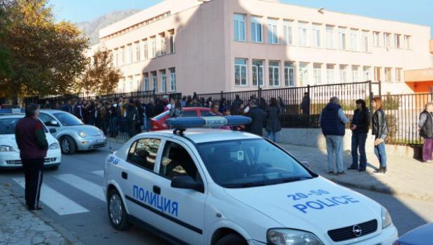 Повдигнаха обвинения на убиеца на ученичката в Сливен