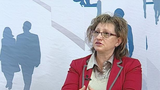 "Щрихи от утрото" (19.01.2016)- Разговор с Даниела Канева от отдел „Книгозаемане“ в Регионалната библиотека Пенчо Славейков