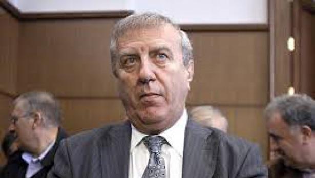 Съдът оправда Александър Томов