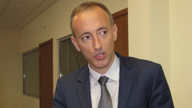 Учениците след ІV и Х клас ще държат по 2 матури