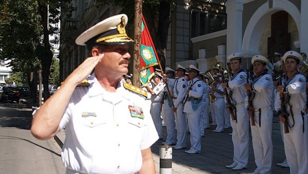 ВМС правят церемония по сдаване и приемане на пост