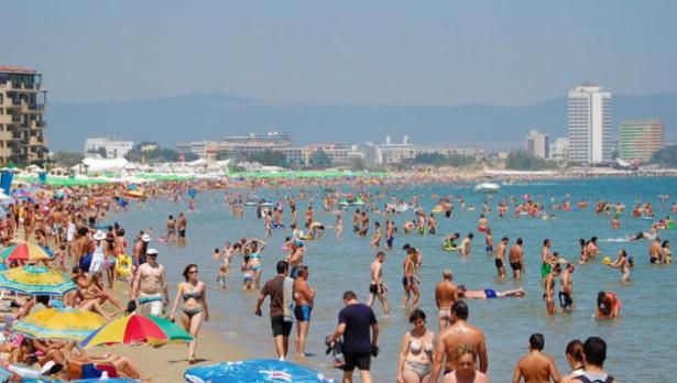 400 000 лв. събрало МРРБ от глоби за нарушения по плажовете