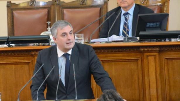 Прехвърляне на вноски от НОИ в частни фондове не е възможно
