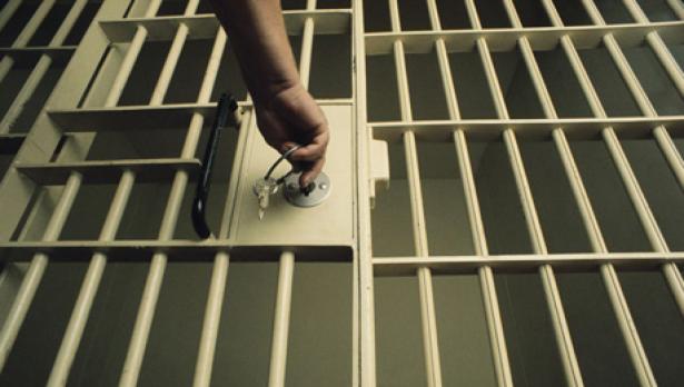 Двама българи задържани в затвор в Либия