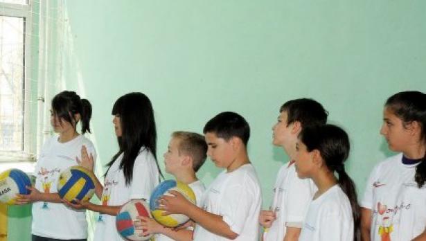 Дават допълнителни пари за спорт в общинските училища и градини