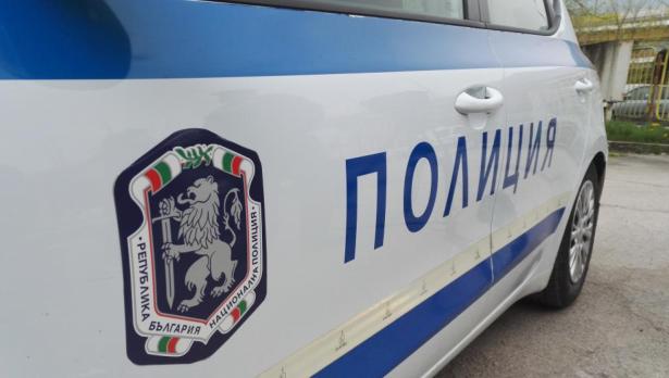 22-годишен псува и обижда полицаи пред сградата на Второ районно