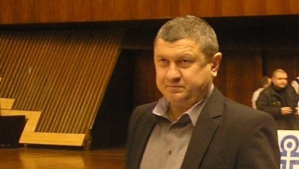 "Морето" не подценява "акулите"