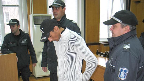 26-години ще лежи в затвора бащата, убил доведеното си бебе