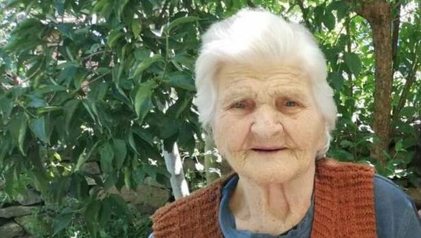 Полицията издирва възрастна жена