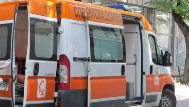 Две деца пострадаха при верижна катастрофа