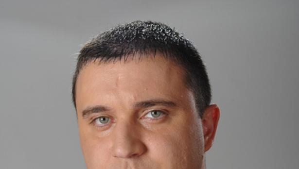 Нямало рискове за бюджета от евтиния петрол
