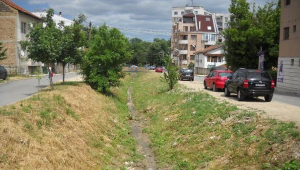 С допълнителни пари от фонд „Солидарност“ укрепват още два обекта във Варна
