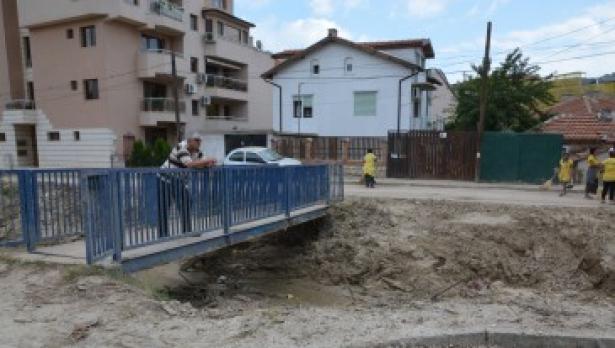 Обезопасяват с огради дерето на ул. „Моряшка” в "Аспарухово"